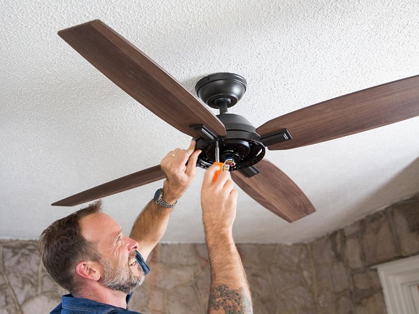 How to fix a ceiling fan mounting bracket