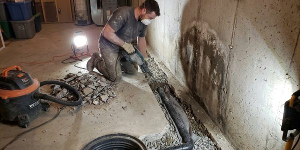 Stop cove joint seepage for good! Discover proven basement leak repair solutions to keep your foundation dry and secure. Contact us for a free estimate today!